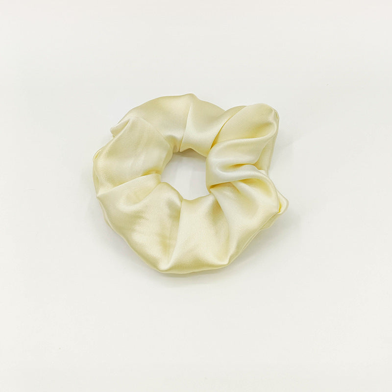 Scrunchies i mullbärssilke
