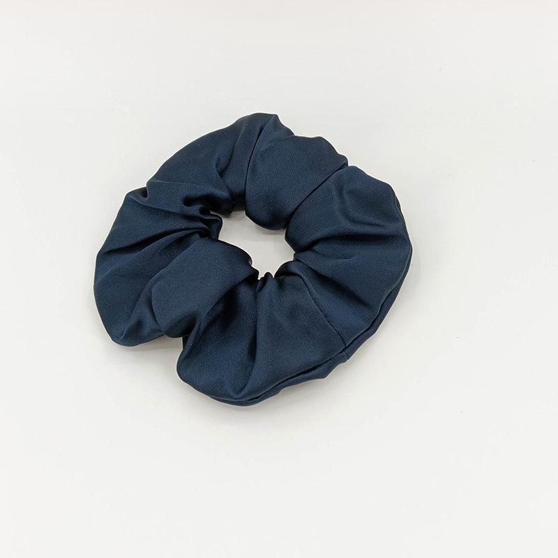 Scrunchies i mullbärssilke