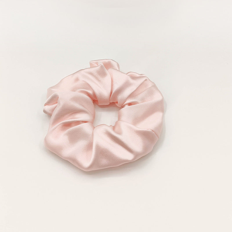 Scrunchies i mullbärssilke