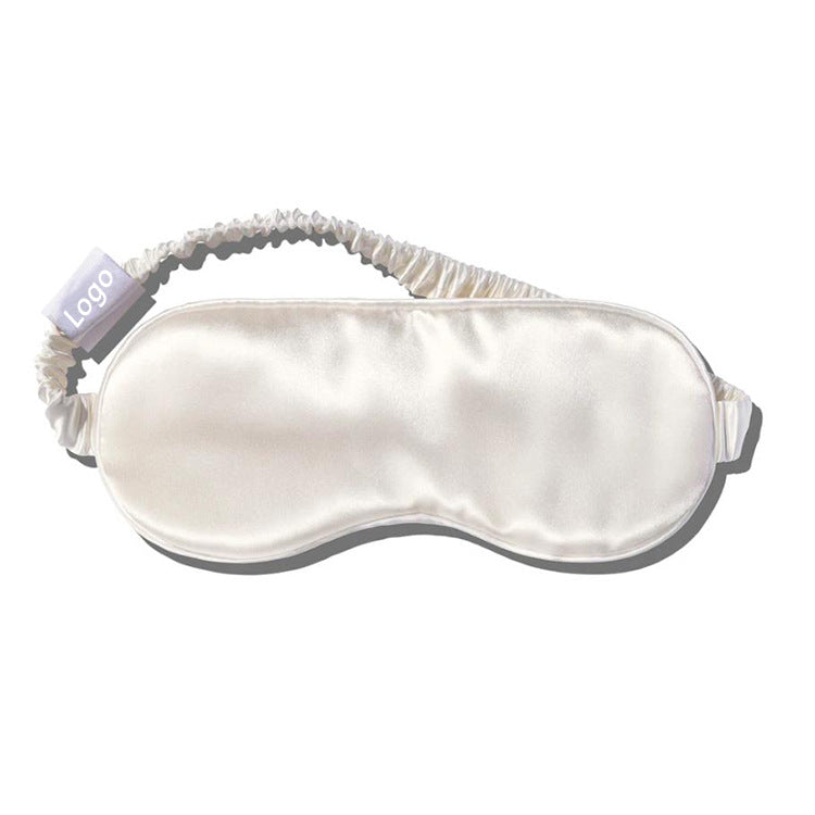 Sovmask i silke