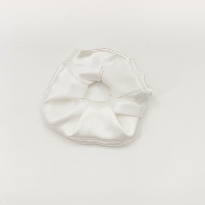 Scrunchies i mullbärssilke